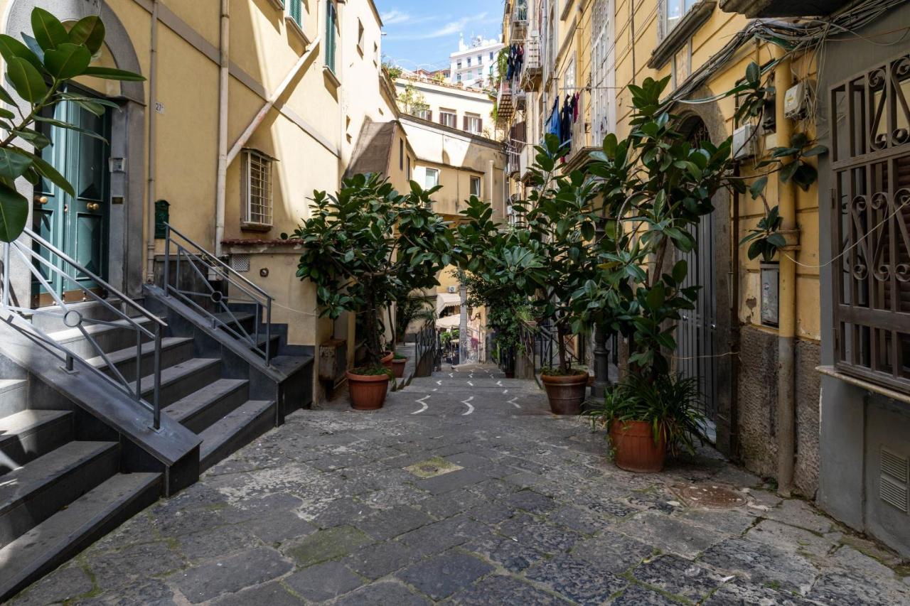 Appartamento Elegante Con Terrazzino Nel Centro Di *